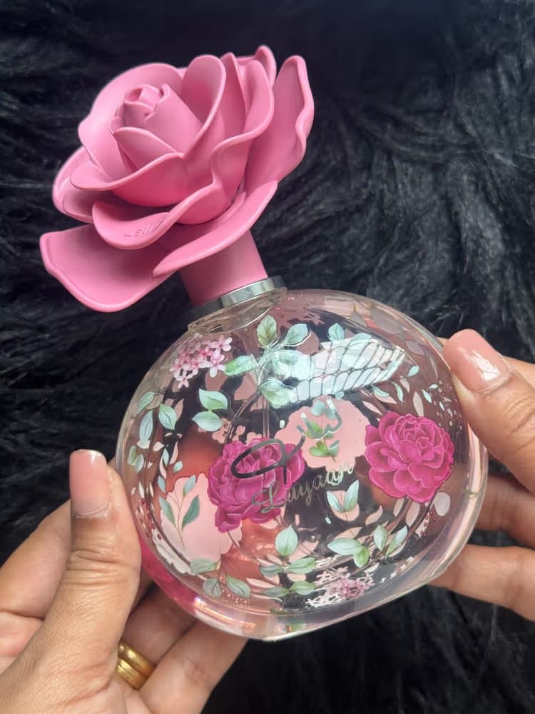 🌹✨ LAYAN ROSE – L'ÉLÉGANCE FLORALE EN FLACON ✨🌹